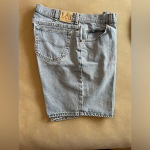 Lee Jeans - pre washed denim shorts